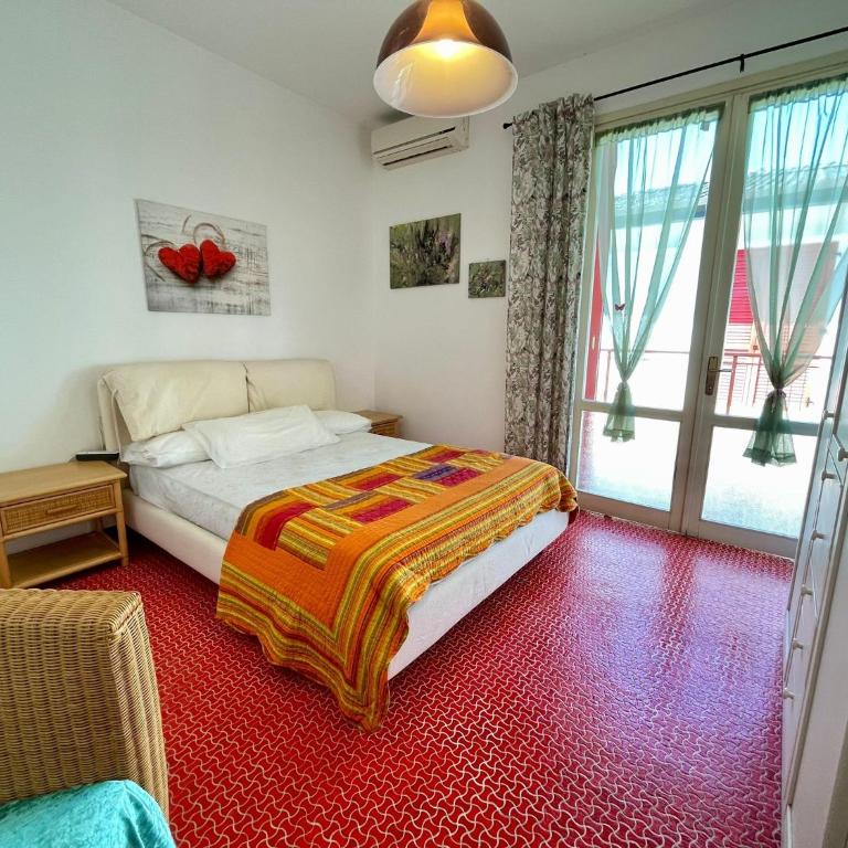 Terraced house with garden and pool - Villa - 5