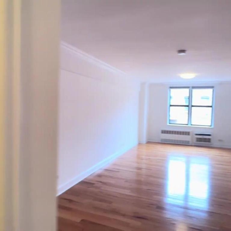 Old Nice Apartment - Appartement 1 Chambre - 12