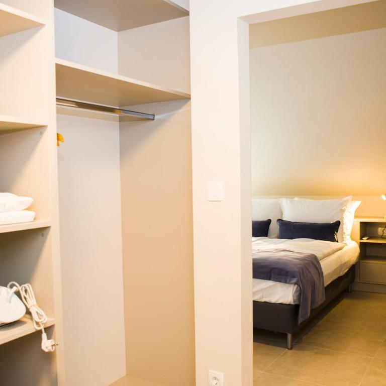 Galathea House - One-Bedroom Apartment with Sea View and Terrace - 10
