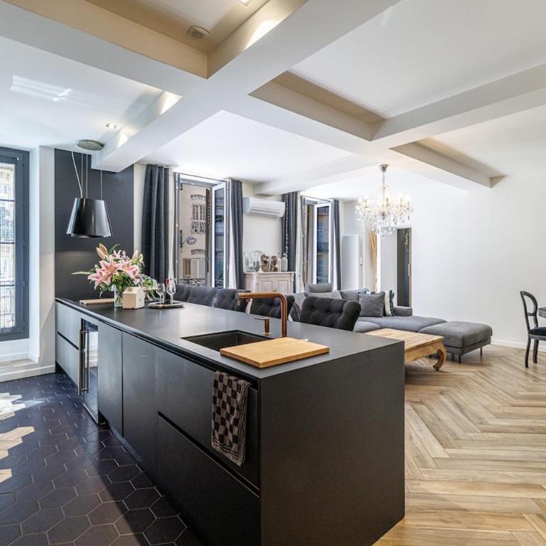 Luxurious - Appartement 3 Chambres - 32