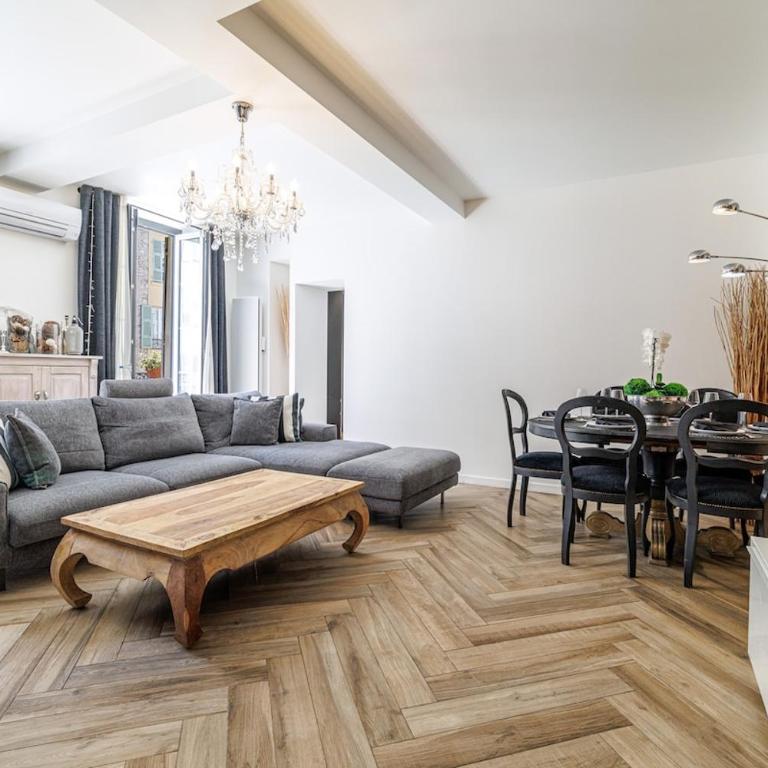 Luxurious - Appartement 3 Chambres - 42