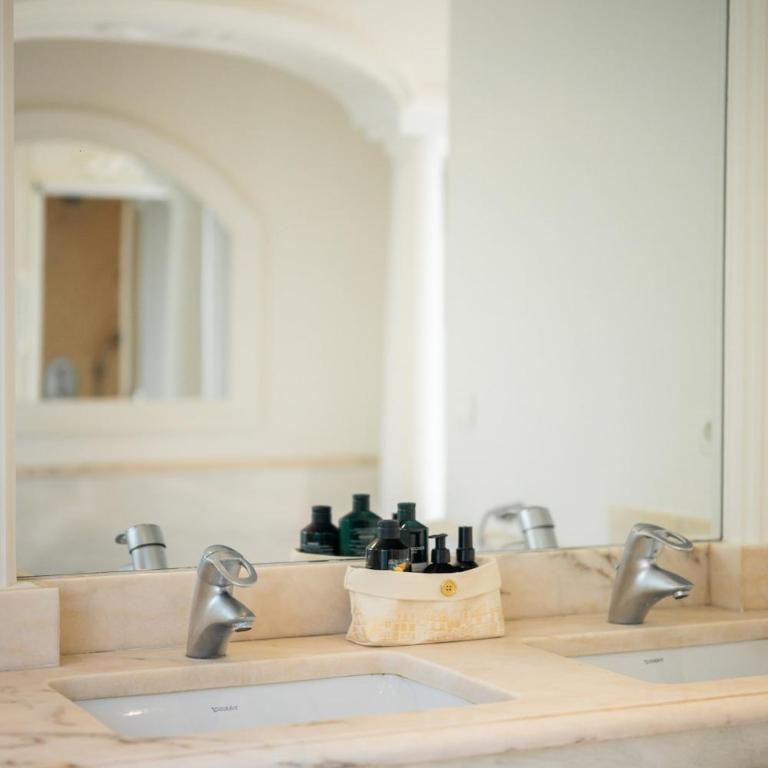 Sun, Sea and Elegance - Appartement 2 Chambres - 13