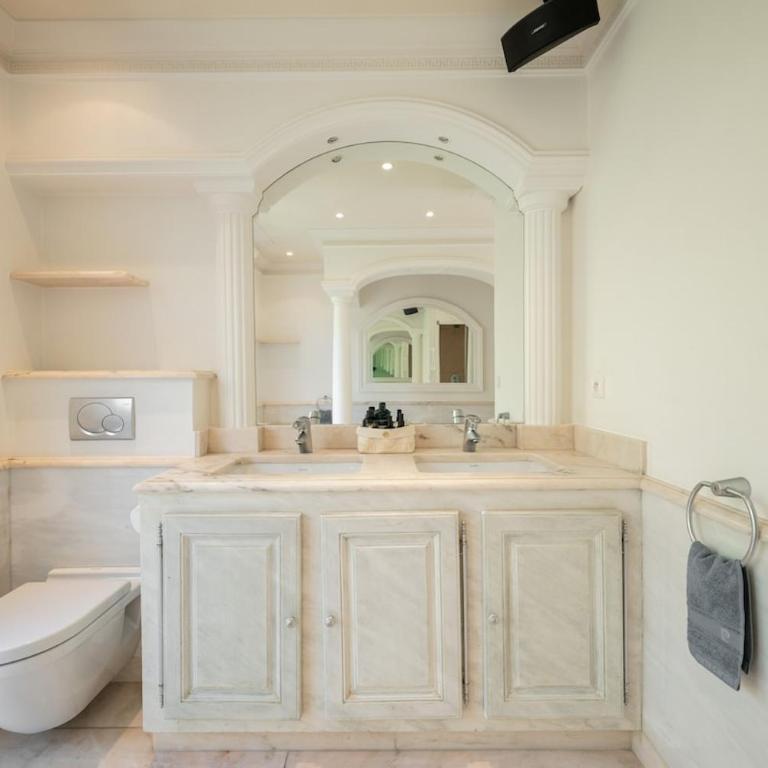 Sun, Sea and Elegance - Appartement 2 Chambres - 35