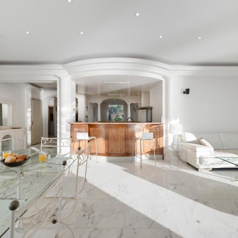 Sun, Sea and Elegance - Appartement 2 Chambres - 52