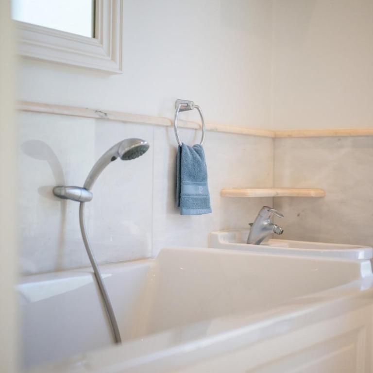 Sun, Sea and Elegance - Appartement 2 Chambres - 53
