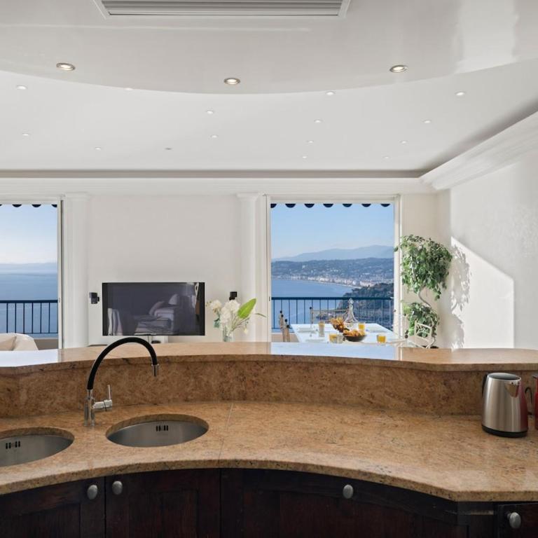 Sun, Sea and Elegance - Appartement 2 Chambres - 54