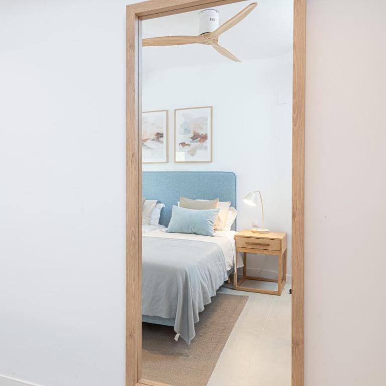 Central Atico 2BR - Two-Bedroom Apartment - 24