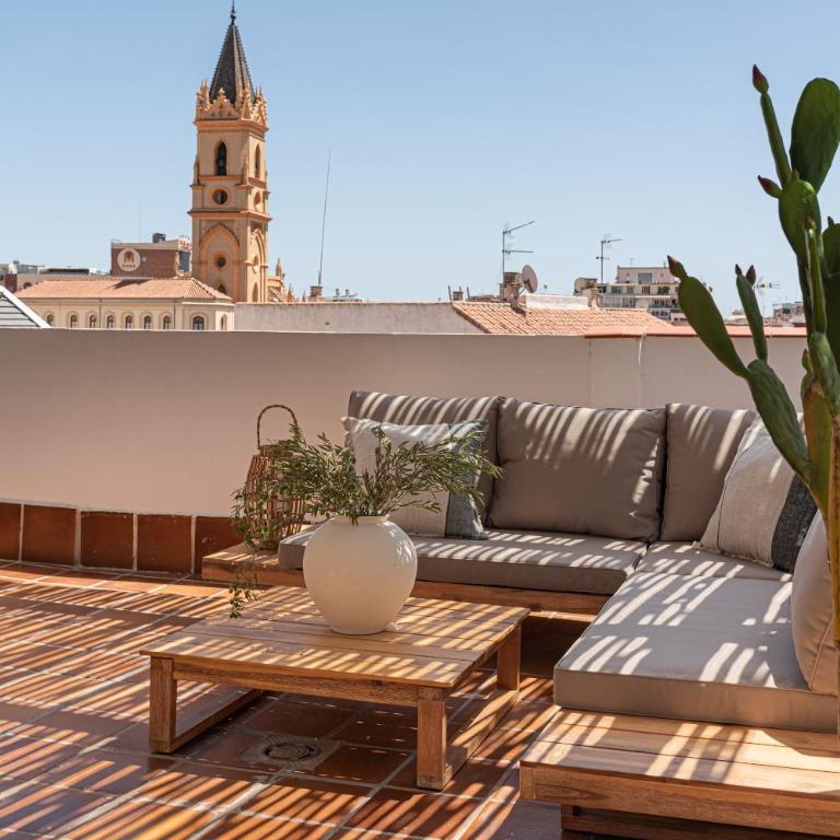 Central Atico 2BR - Two-Bedroom Apartment - 47