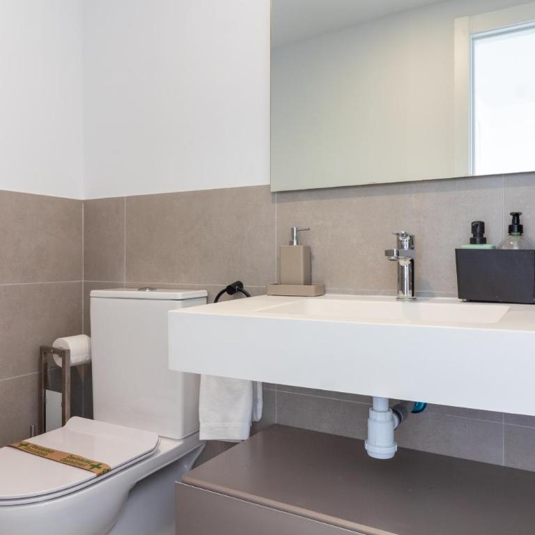 Global Vacacional, Apartamento con piscina privada y terraza con vistas a la costa - Apartment mit Meerblick - 47