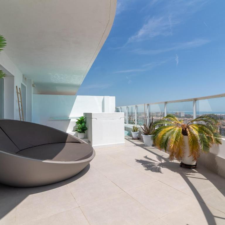 Global Vacacional, Apartamento con piscina privada y terraza con vistas a la costa - Apartment mit Meerblick - 10