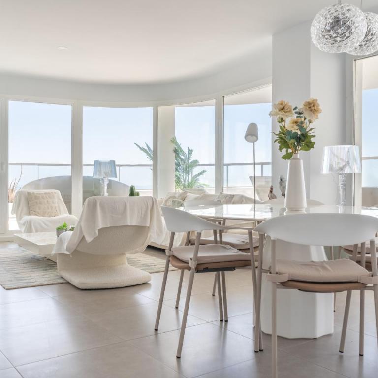 Global Vacacional, Apartamento con piscina privada y terraza con vistas a la costa - Apartment mit Meerblick - 12