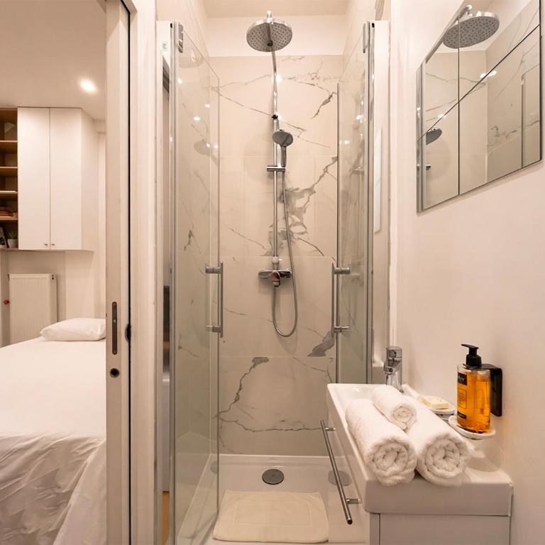 Urban Flat 165 - Lovely Studio near Champs Elysees Paris - Estudio - 7