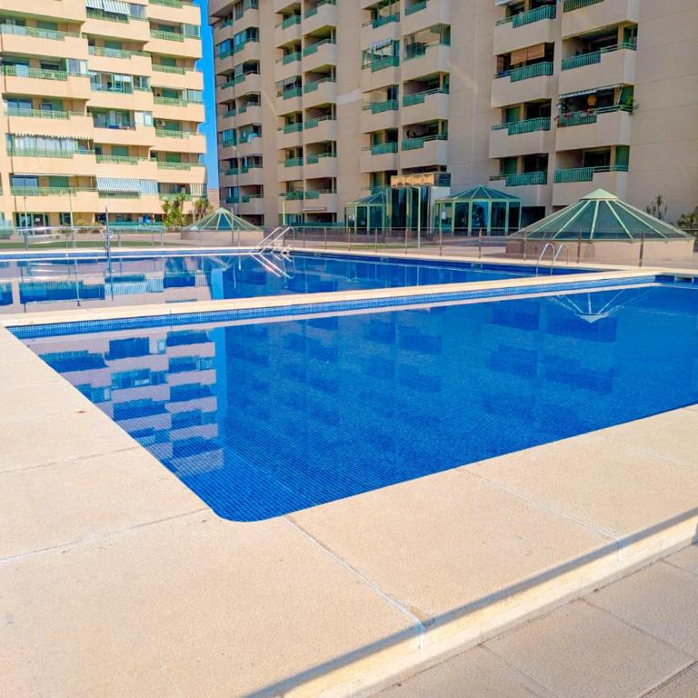 Premium Front Sea View & Pool Flat - One-Bedroom Apartment with Sea View and Balcony - 4
