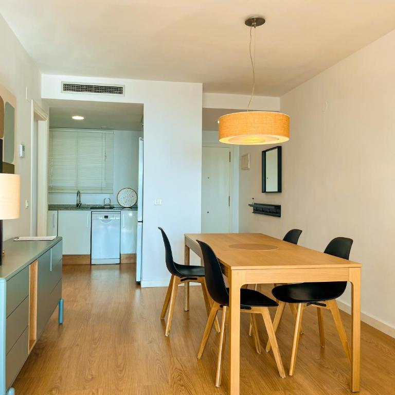 Premium Front Sea View & Pool Flat - One-Bedroom Apartment with Sea View and Balcony - 15