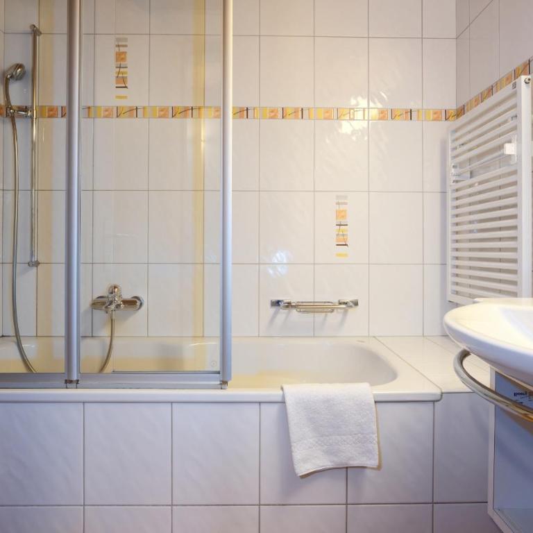 Apartment Strassscheuer 3.5 - GriwaRent AG - Apartment mit 2 Schlafzimmern und Terrasse - 8