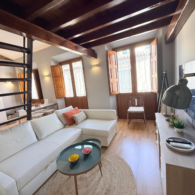 Xpce CARMELITAS - Two-Bedroom Apartment - 17