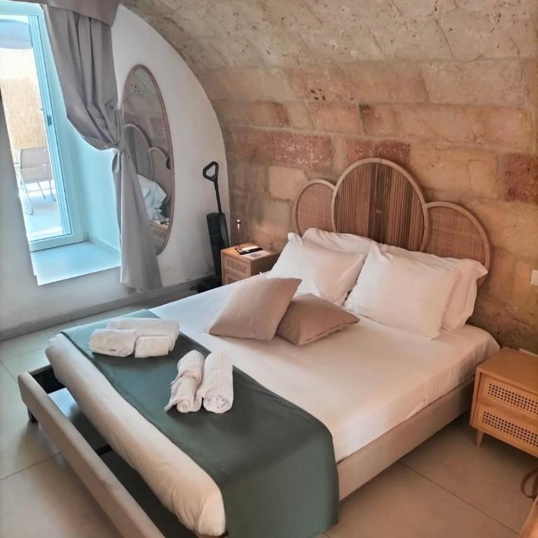 Stone Dream - Suite in Pietra con Vasca Freestanding - Appartamento con 1 Camera da Letto - 10