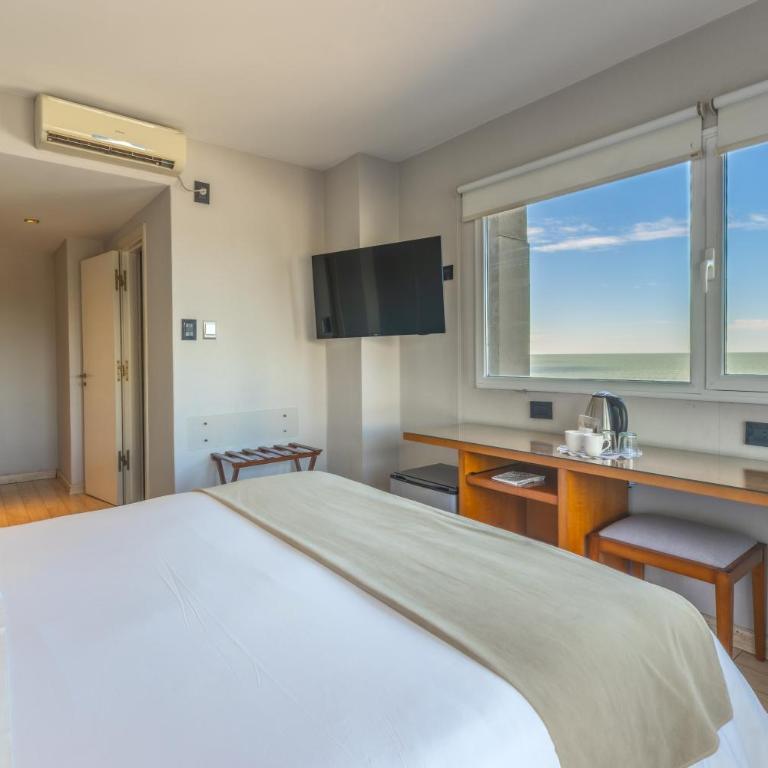 Hotel Las Rocas - Habitación Doble Deluxe con vistas al mar - 1 o 2 camas - 1