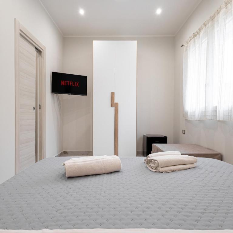 Sea Center Rooms a Terrasini - Dreibettzimmer - 3