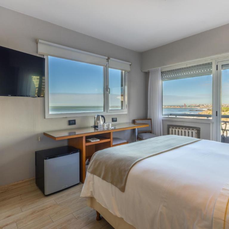 Hotel Las Rocas - Habitación Doble Deluxe con vistas al mar - 1 o 2 camas - 2