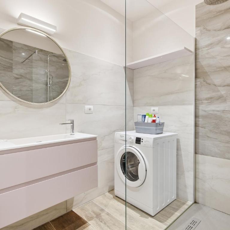 Hostdomus - Maison Zen - Two-Bedroom Superior Apartment - 2