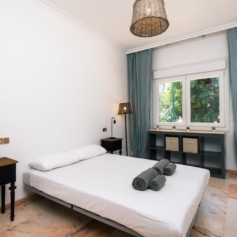 PREMIUM Family Villa in Málaga with Private Pool - Five-Bedroom House - 45
