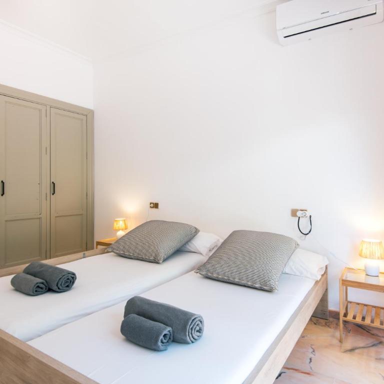 PREMIUM Family Villa in Málaga with Private Pool - Five-Bedroom House - 47