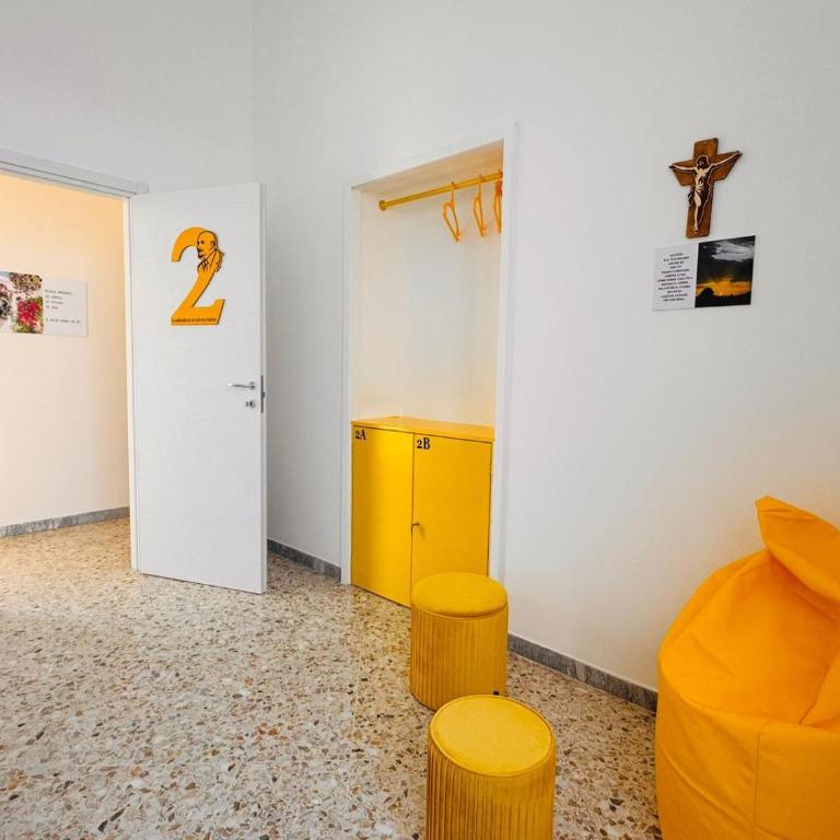 Ostello del Viandante - Camera Doppia con Letti Singoli con Bagno - 4
