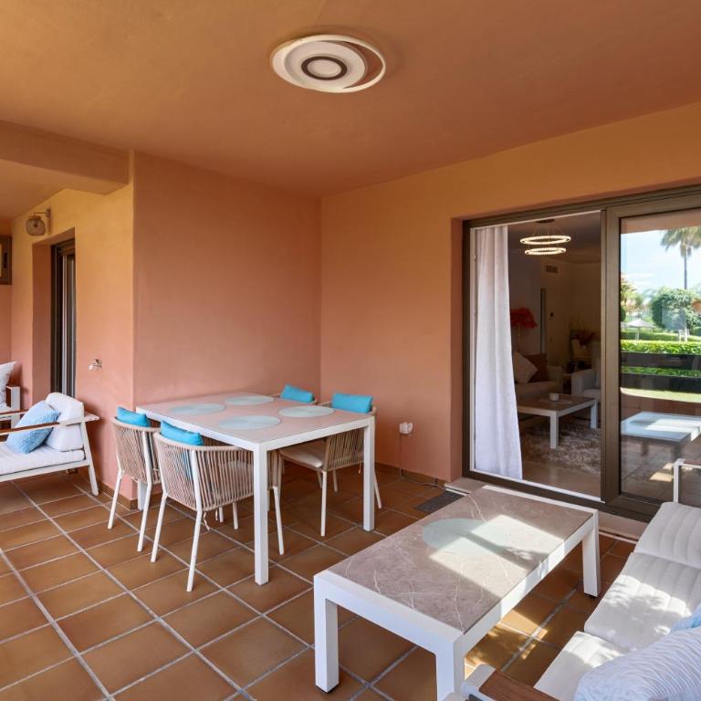 Casares Beach Golf Apartment - Apartamento Deluxe de 2 dormitorios con vistas al jardín - 21