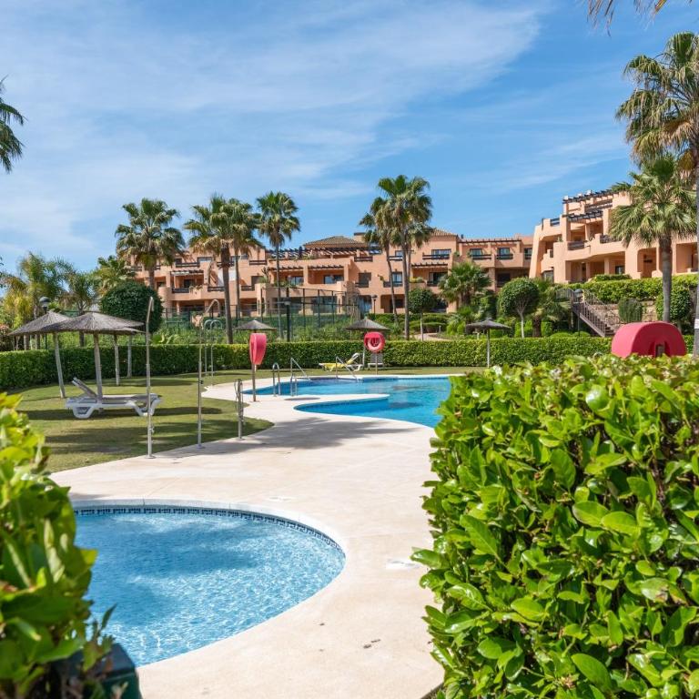 Casares Beach Golf Apartment - Apartamento Deluxe de 2 dormitorios con vistas al jardín - 25