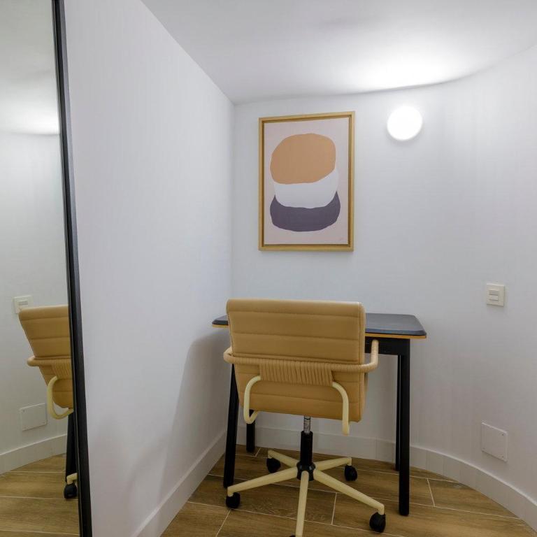 Renovated Duplex on Paseo F. de Sales - Apartamento - 10