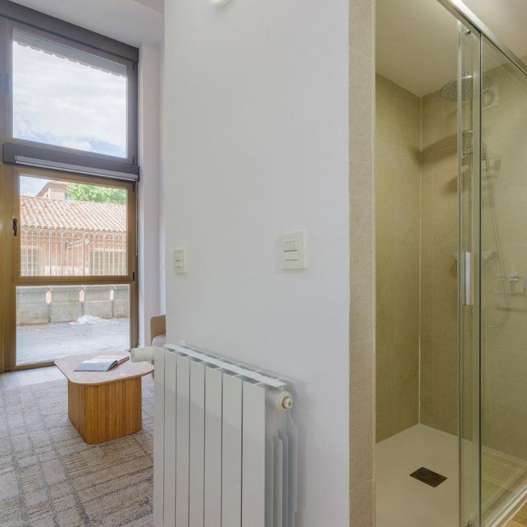Renovated Duplex on Paseo F. de Sales - Apartamento - 20
