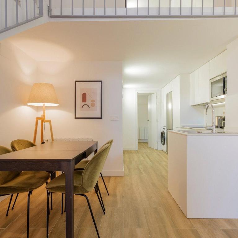 Premium Renovated Loft near Santander Park - Apartamento - 3