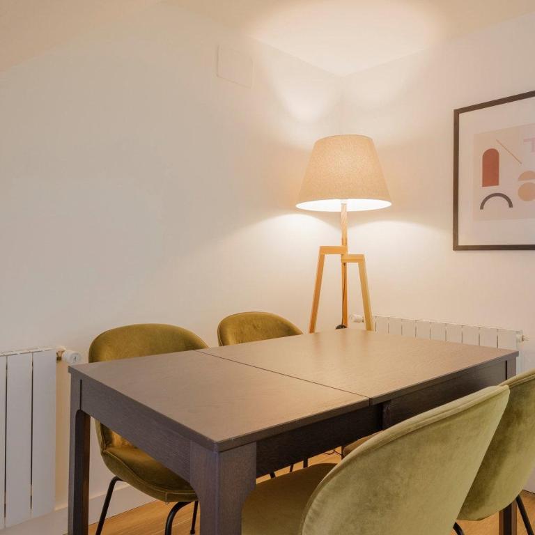 Premium Renovated Loft near Santander Park - Apartamento - 5