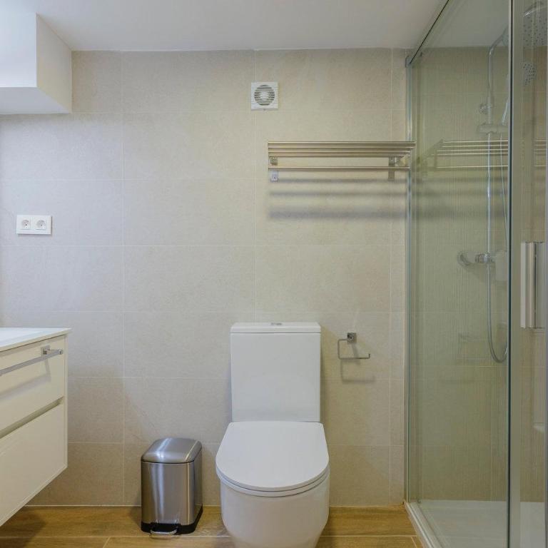 Premium Renovated Loft near Santander Park - Apartamento - 17