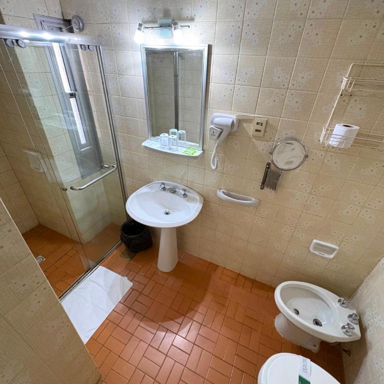 Hotel Argentina - Habitación Doble Estándar - 1 o 2 camas - 12