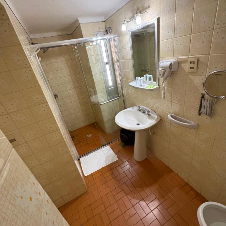 Hotel Argentina - Habitación Doble Estándar - 1 o 2 camas - 13