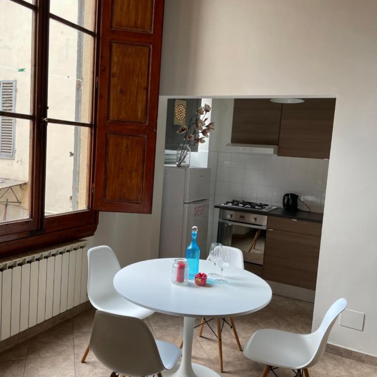 Palazzo via dei servi - One-Bedroom Apartment - 9