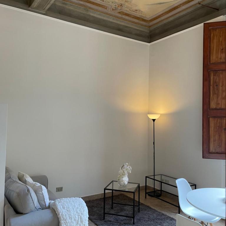 Palazzo via dei servi - One-Bedroom Apartment - 18