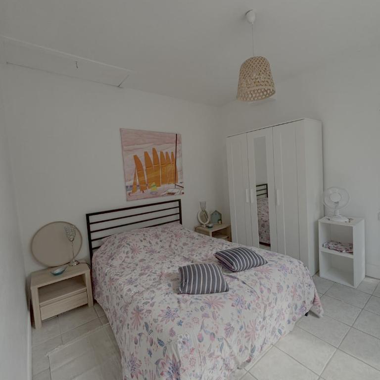 Madoujo petite villa à 200m de la plage - Maison 1 Chambre - 5