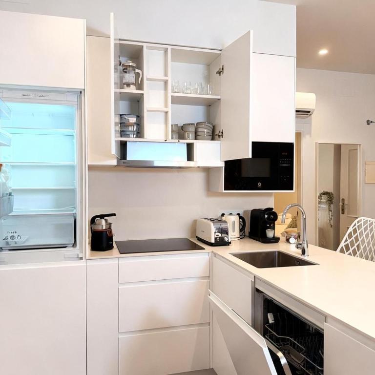 Apartamento Follow the Sun 2 Malaga Centro - Two-Bedroom Apartment - 8