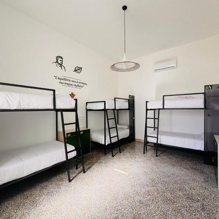 Ostello del Viandante - Dormitorio Misto con 6 Posti Letto - 2
