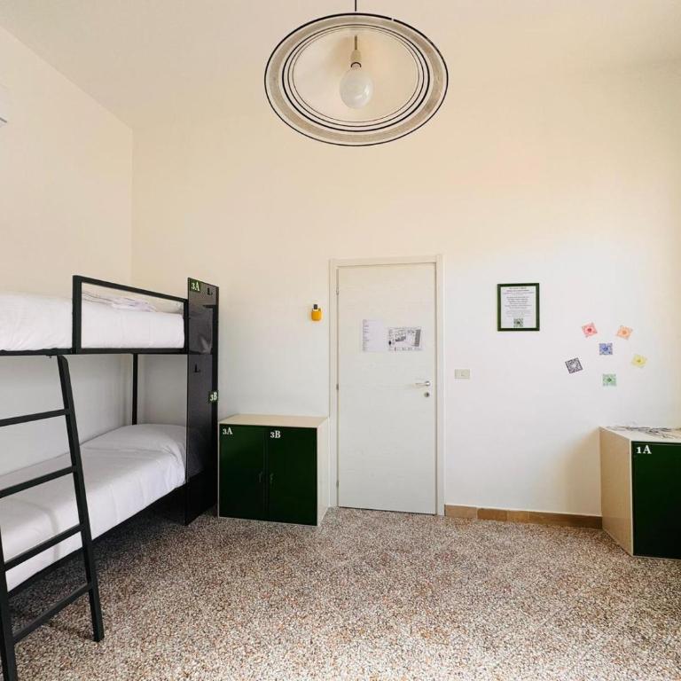 Ostello del Viandante - Dormitorio Misto con 6 Posti Letto - 3