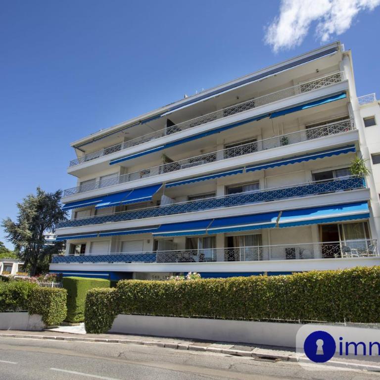 Spacious apartment with terrace in the Cimiez district - Apartment - 32