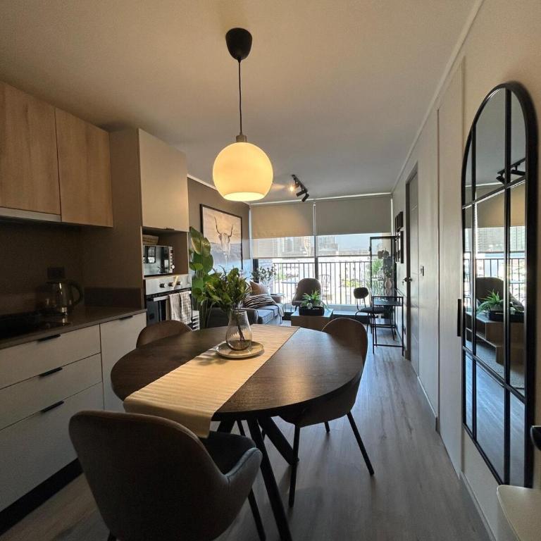 Premium Santiago Experience View AC Wi-Fi - Two-Bedroom Apartment - 3