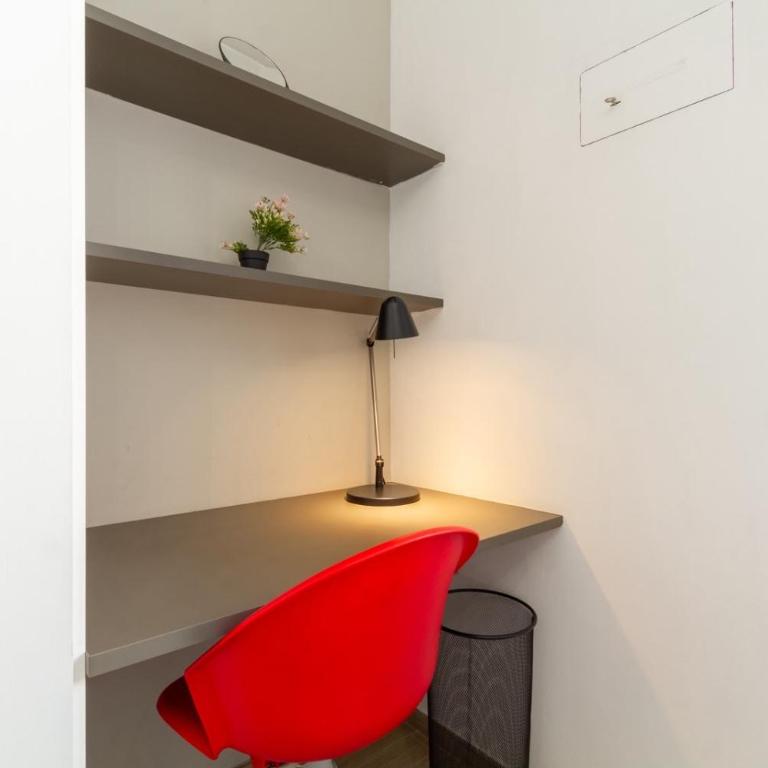 Milan Central Easy Stay - Appartamento con 2 Camere da Letto - 10