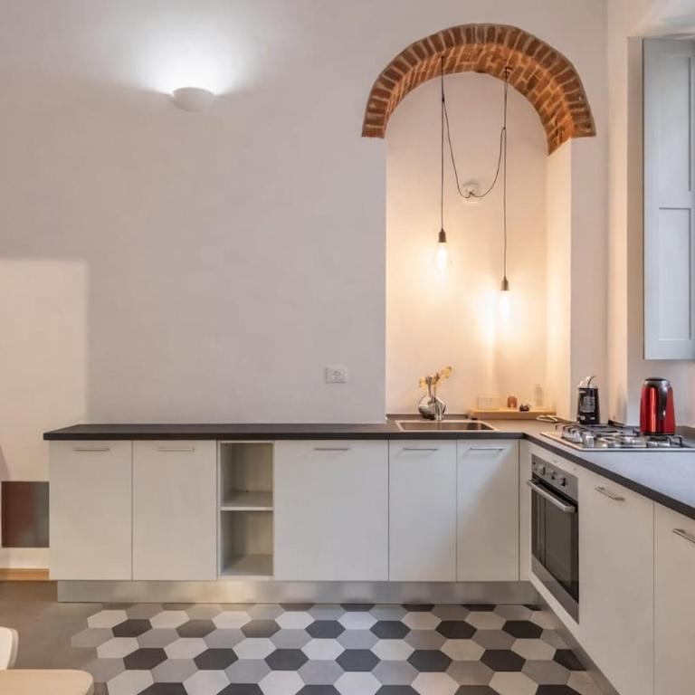 Navigli-Tortona with wifi and AC - Two-Bedroom Apartment - 12