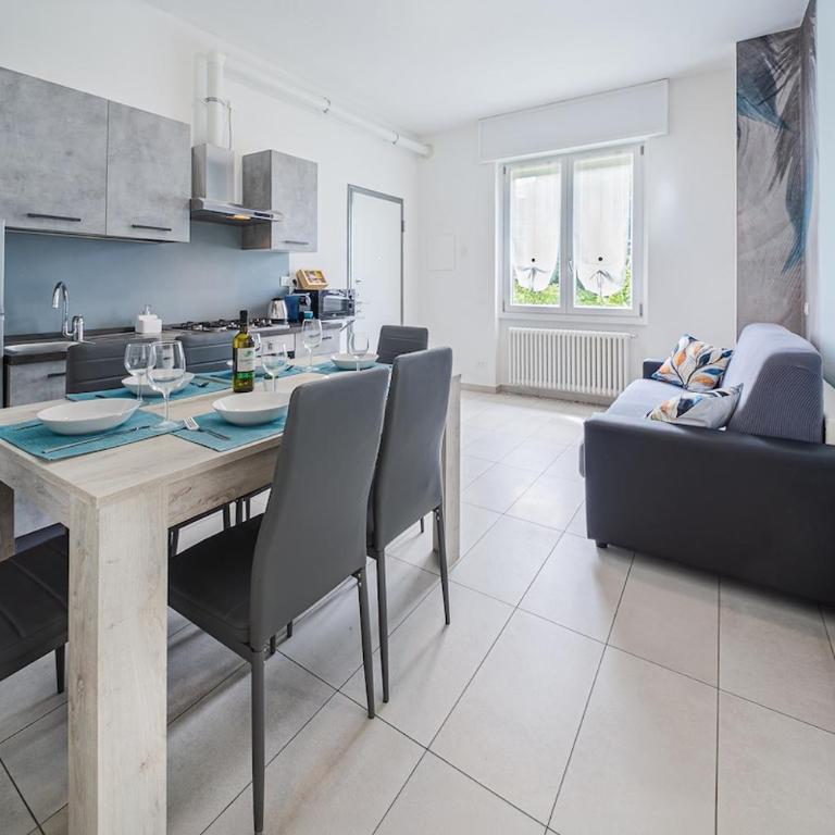 Blue Garden Como - 2BR - Free Parking - Appartement 3 Chambres - 4