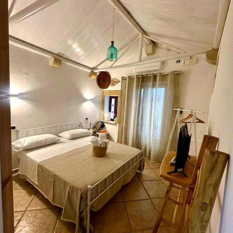 B&B Corso Garibaldi - Camera King Deluxe - 3