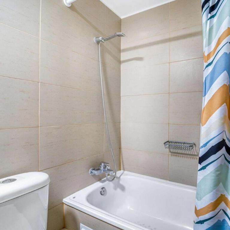 Estoril Suite - Clinic and Shopping Center - Studio with Balcony - 12
